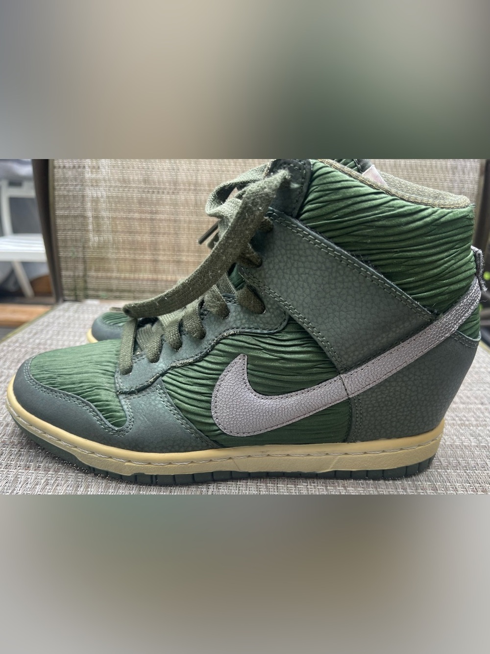 Nike Dunk Sky Hi Hidden Wedge Heel Women's 7.5 Carbon Green Silver High Sneaker